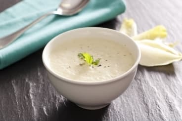 Soupe d'endives, Fromage à la Crème poivre Elle&Vire et cerfeuil