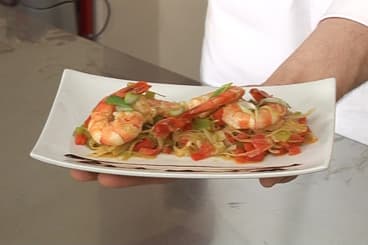 Wok de gambas aux légumes croquants