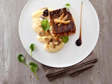 Dos de cabillaud laqué au miel et au soja, polenta crémeuse