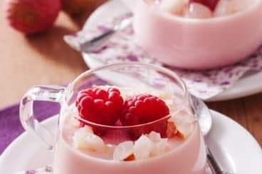 Panna cotta rose-framboise et litchi 