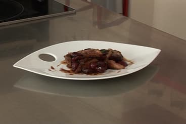 Aiguillettes de canard aux cerises