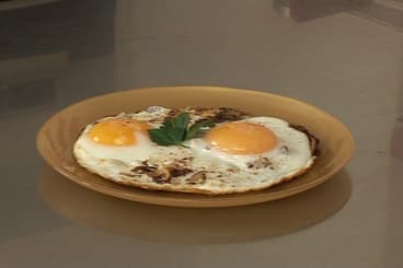 Oeuf au plat aux champignons