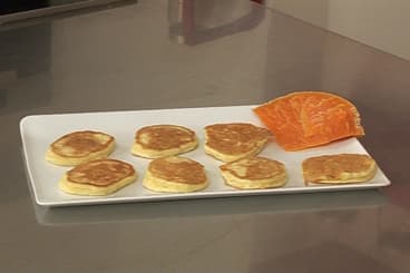 Blinis de pommes de terre à la mimolette vieille