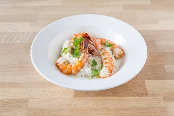Risotto aux gambas, lait de coco et citronnelle