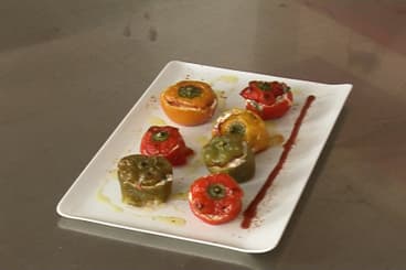 Mini-poivrons froids farçis aux piquillos
