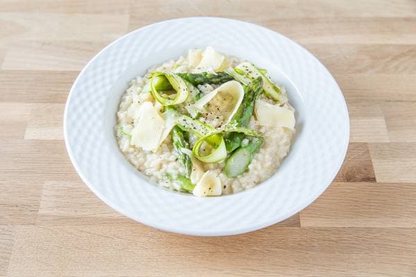 Risotto aux asperges vertes et vieux cantal 