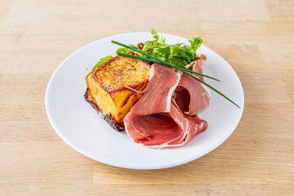 Pain perdu à la moutarde et jambon cru