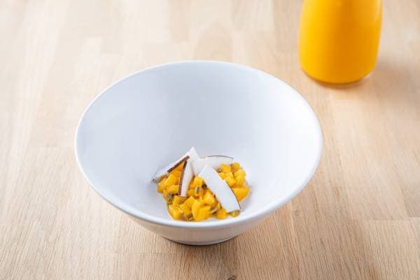 Velouté de mangue à la fève de tonka et fruit de la passion