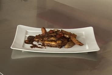 Coquelet en crapaudine, légumes à la diable