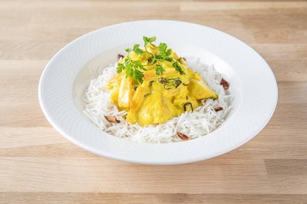 Curry de volaille et basmati à la cannelle 
