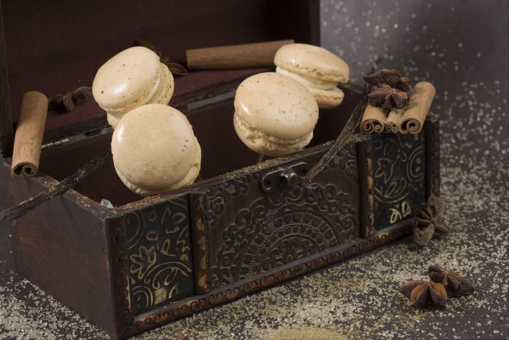 Macaron spéculoos et crème de cheesecake au citron vert