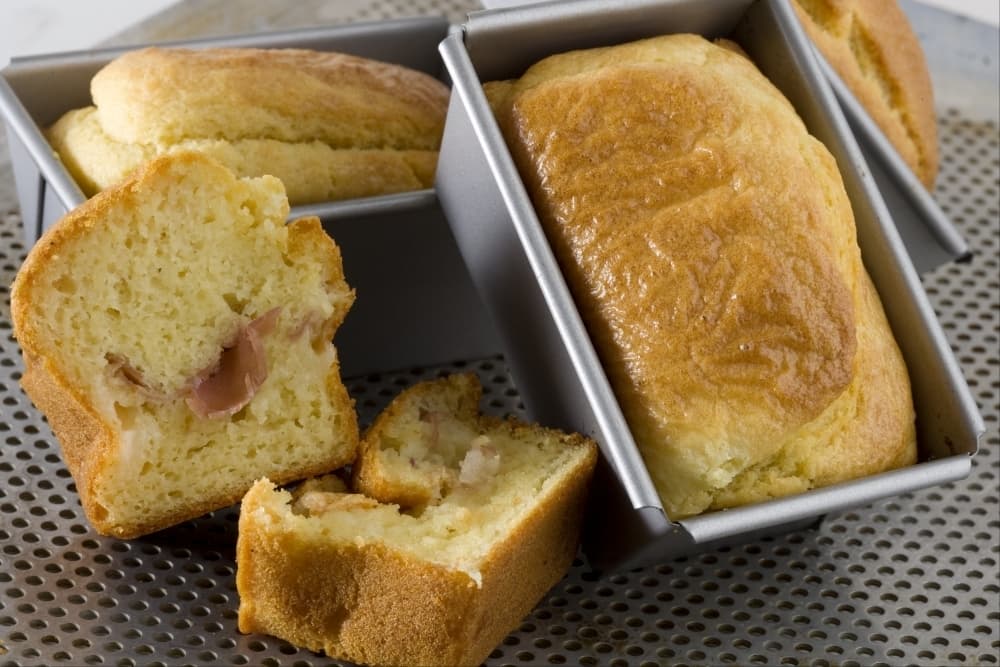 Cake au jambon cru et au comté