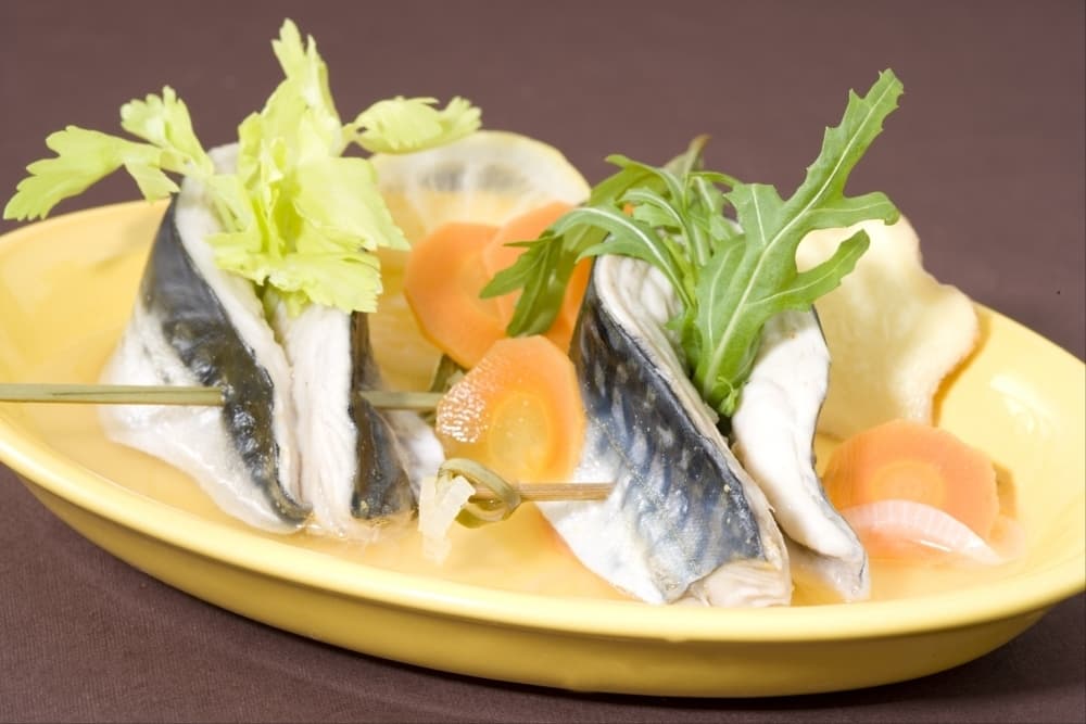 Maquereau mariné au vin blanc