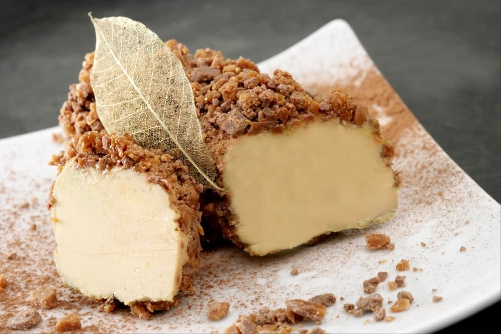Foie gras roulé au Daim