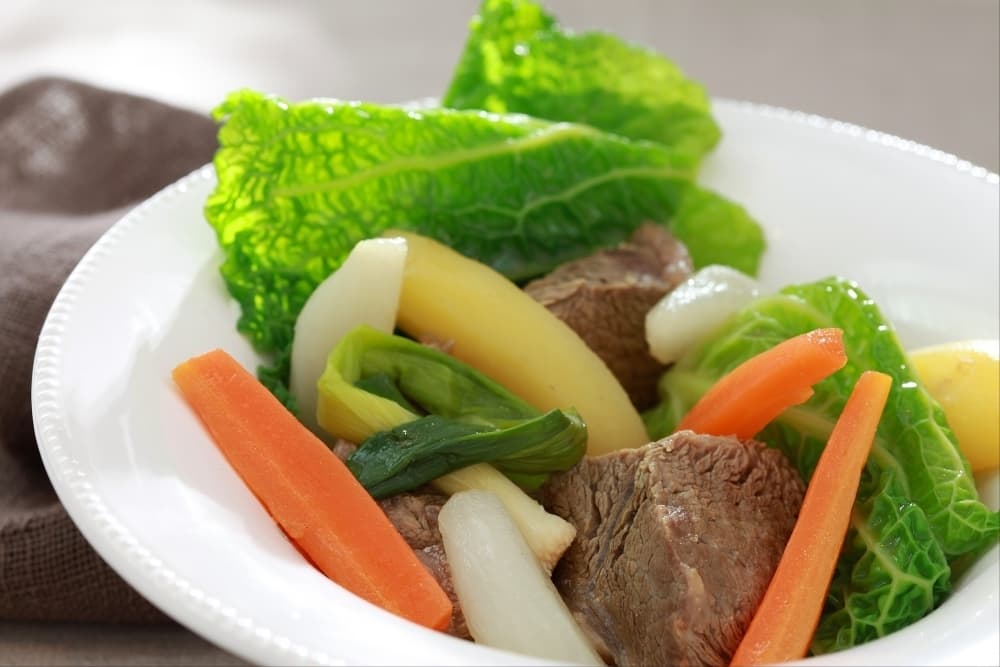 Paleron de boeuf en pot-au-feu de légumes