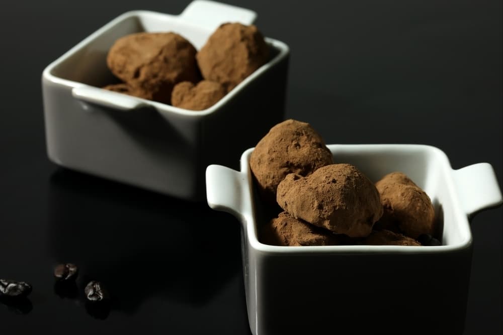Truffes au chocolat noir et café