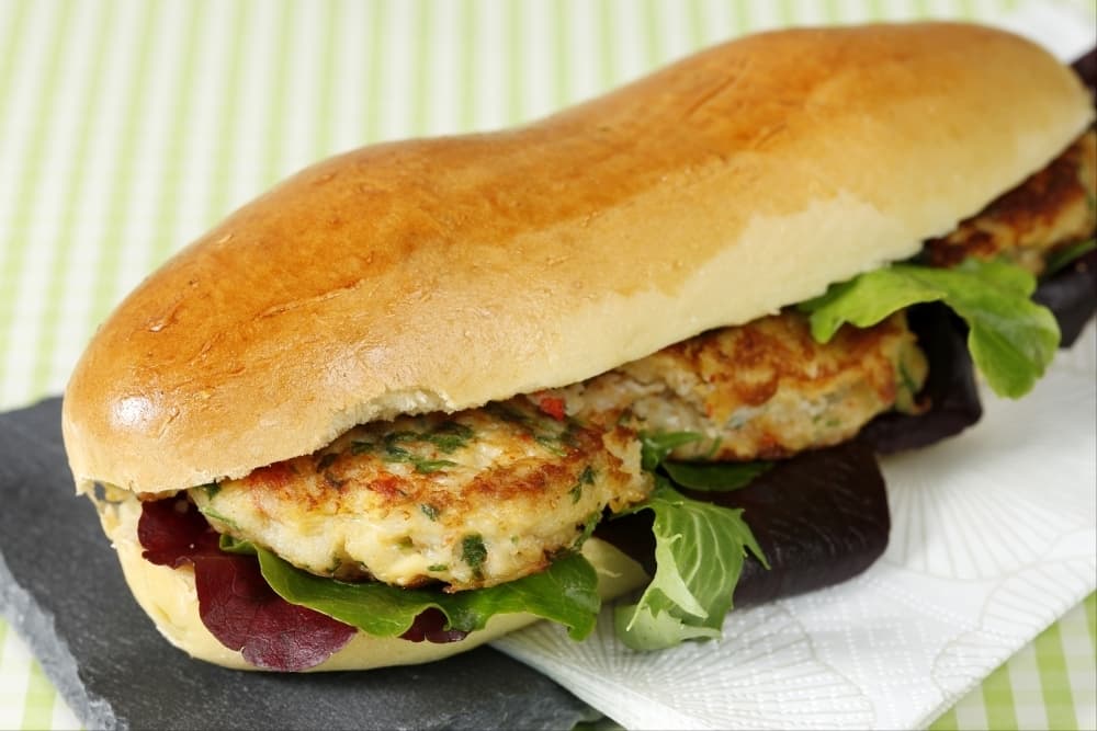 Gâteau de crabe en sandwich