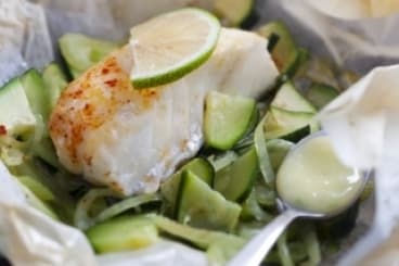 Papillote de cabillaud aux courgettes et fenouil