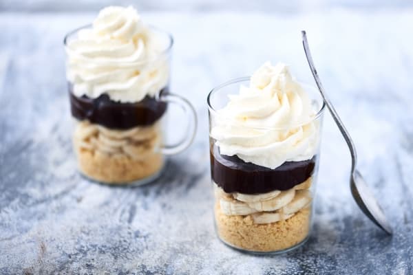 Verrine banane-chocolat au caramel façon banoffee