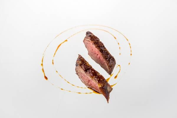 Magret de canard basse température, caramel balsamique