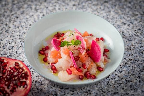 Tartare de daurade royale aux fruits exotiques