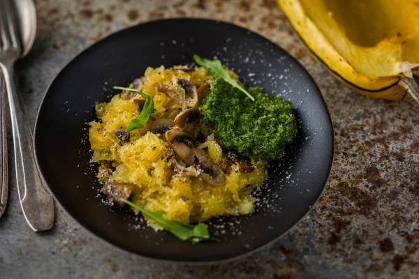 Courge spaghetti au pesto de roquette