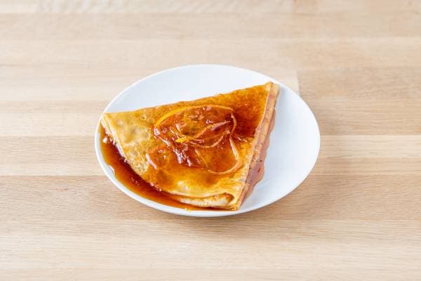 Crêpes Suzette flambées au Grand Marnier