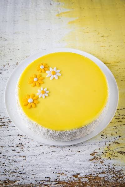 Entremet exotique glaçé de chocolat blanc