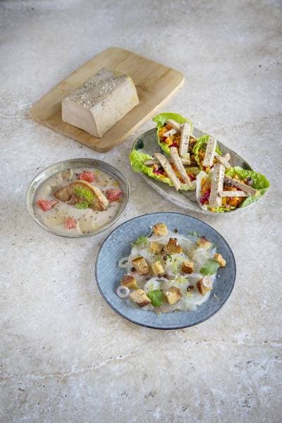 Mini wrap de sucrine au bâtonnets de foie gras