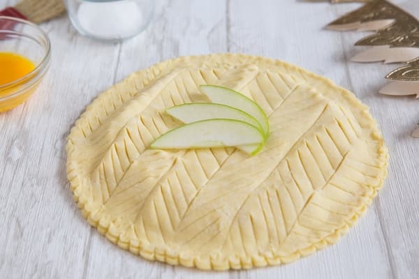 Galette des Rois aux poires caramélisées