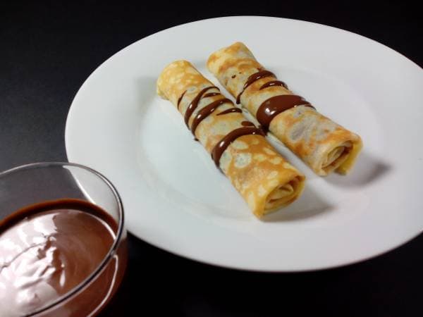 i - chef pro : Crêpe, sauce chocolat