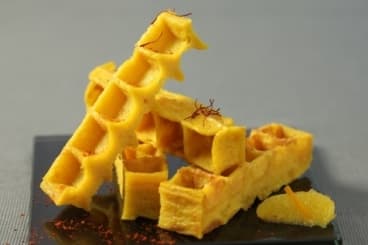 Bâtonnets de gaufre à la carotte, orange, safran et gingembre
