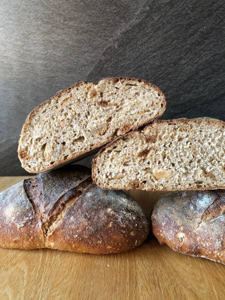 Pain aux figues et quatre épices