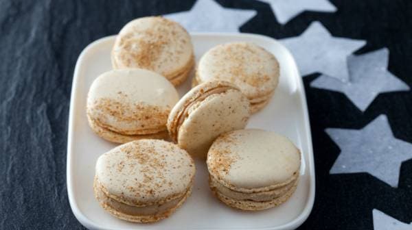 Macaron sucre cuit au foie gras épicé