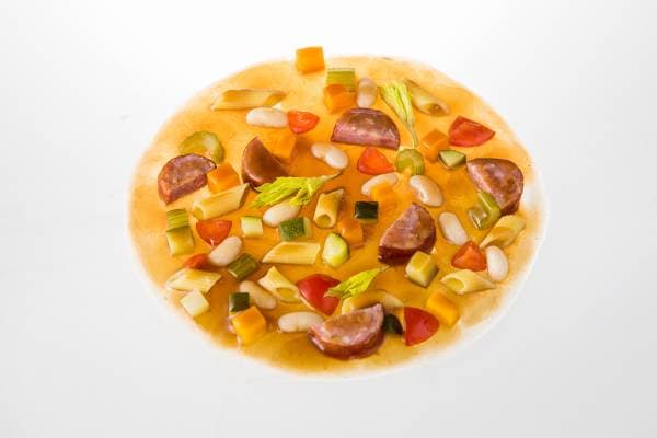 Minestrone aux saucisses fumées