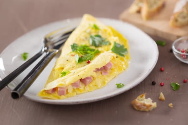 Omelette jambon-emmental 