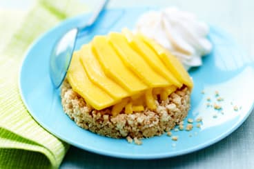 Emincé de mangue, sablé et mousse mascarpone