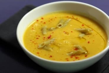 Soupe mixée de légumes et mini-penne