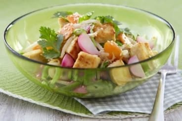 Wok de légumes et dés de tofu au sésame
