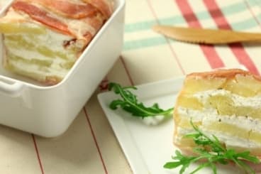 Terrine lardée de pommes de terre au fromage de chèvre