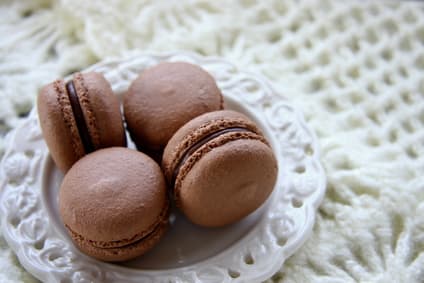 Macaron miel-chocolat