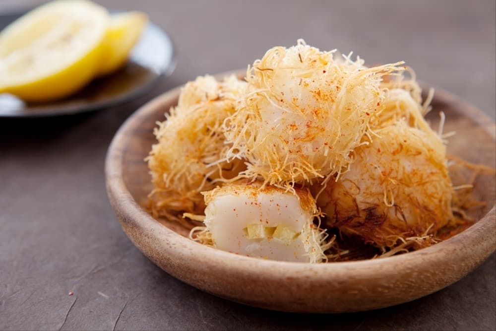 Saint-Jacques en cheveux d'ange contisées au citron confit 