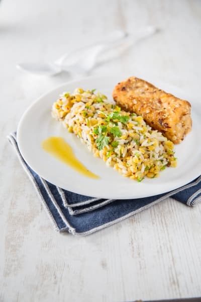 Saumon pané en croûte de noisette et agrumes, accompagné de ses lentilles corail gourmandes 