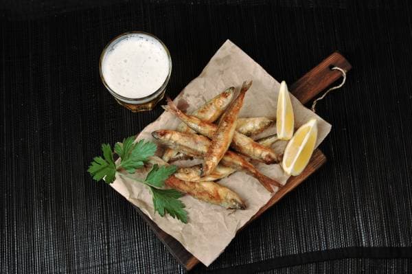 Friture d'éperlans, mayonnaise à l'aneth