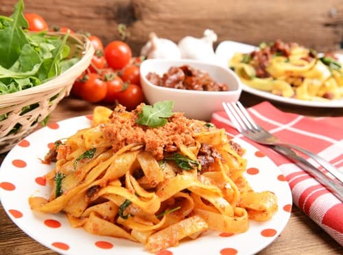 Tagliatelles maison au pesto rosso