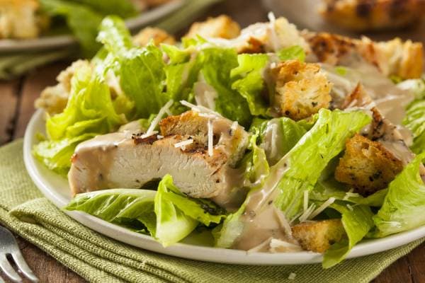 Salade de poulet grillé