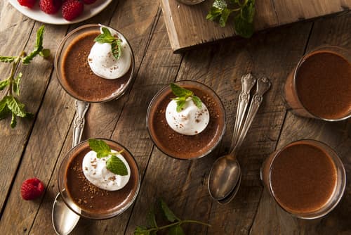 Mousse au chocolat noir onctueuse