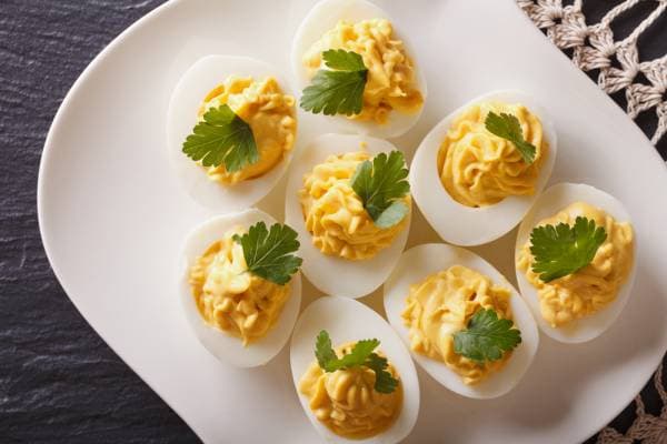 i chef pro :  Oeufs durs sauce Aïoli 