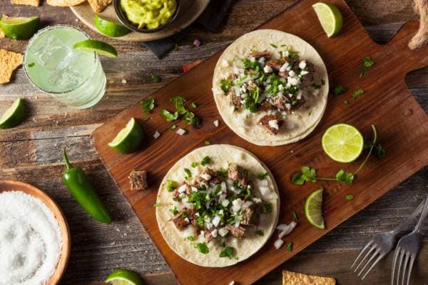 Carne asada y pico de gallo