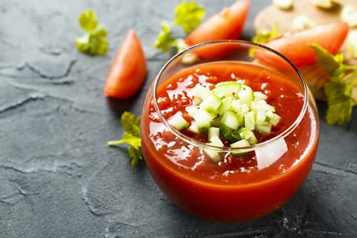 Gaspacho tomate, poivron et concombre